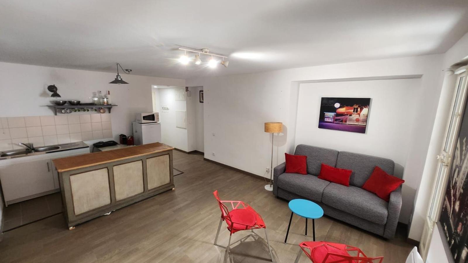 Charmant Appart Studio 30M2 Avec Terrasse 10M2 Vieux Port - Panier - Host Elite Marseille Exterior photo